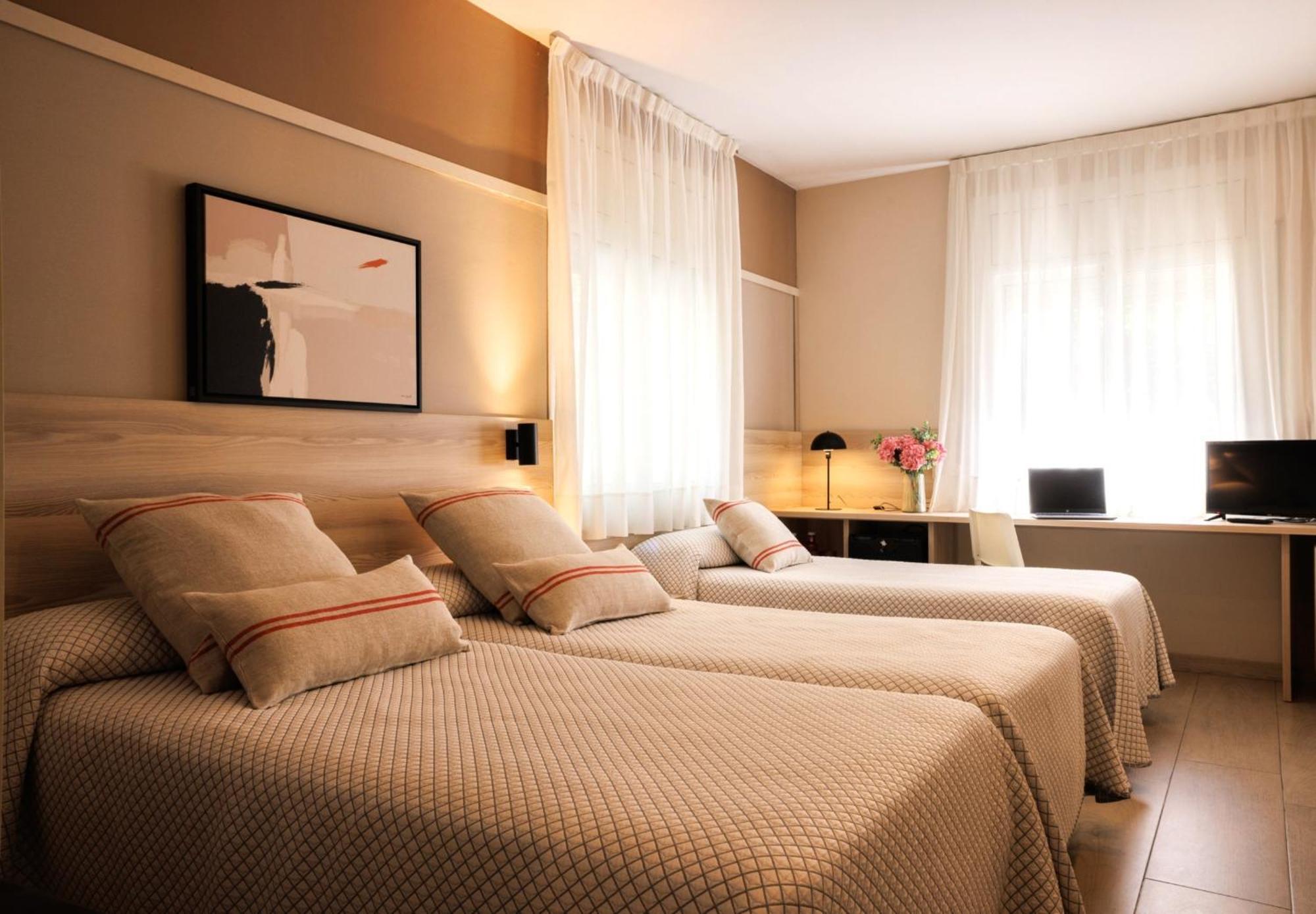 Bonanova Park Hotel Барселона Екстериор снимка