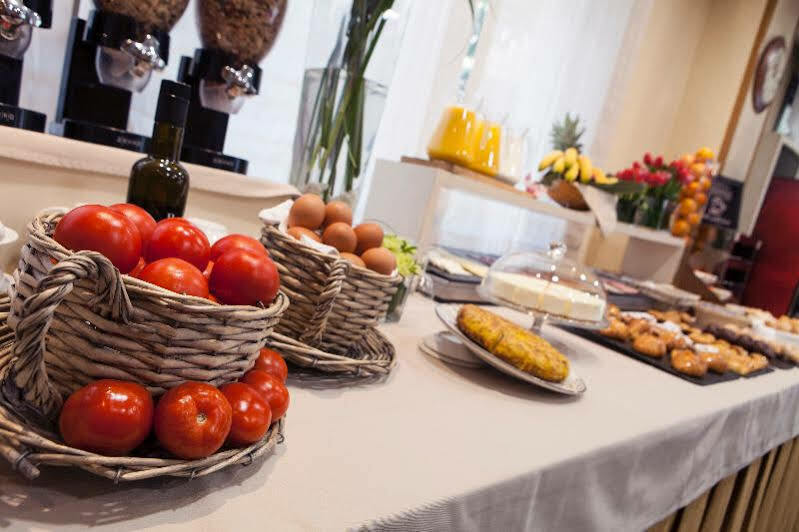 Bonanova Park Hotel Барселона Екстериор снимка