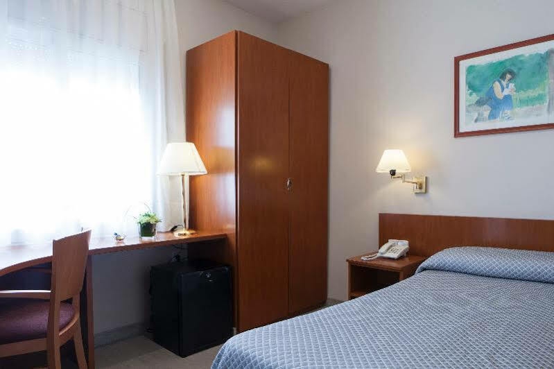 Bonanova Park Hotel Барселона Екстериор снимка